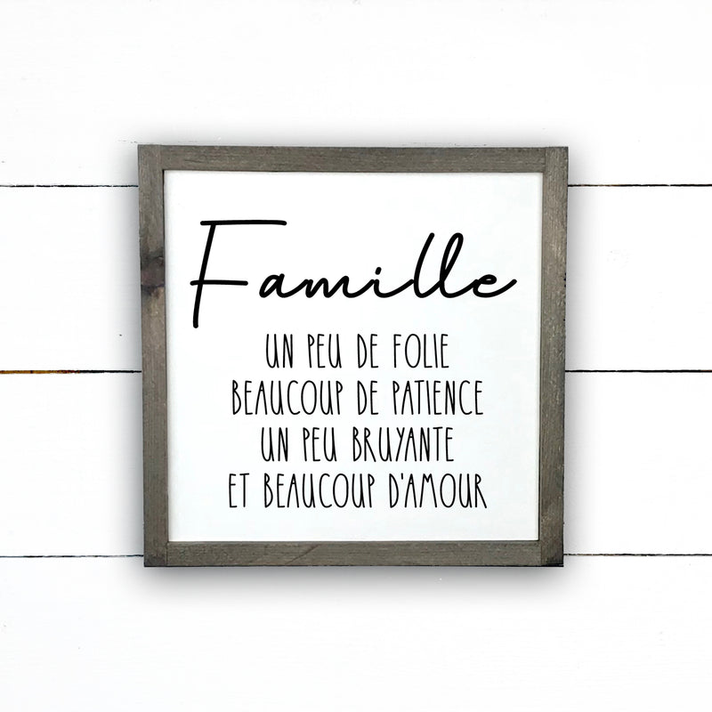 Famille, um peu de famille, fait main, enseigne bois en français, fait au Quebec, canada, signe pancarte cadre tableau, achat local, Estrie, Montréal, Old Shack 
