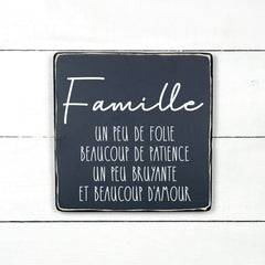 Famille, um peu de famille, fait main, enseigne bois en français, fait au Quebec, canada, signe pancarte cadre tableau, achat local, Estrie, Montréal, Old Shack 
