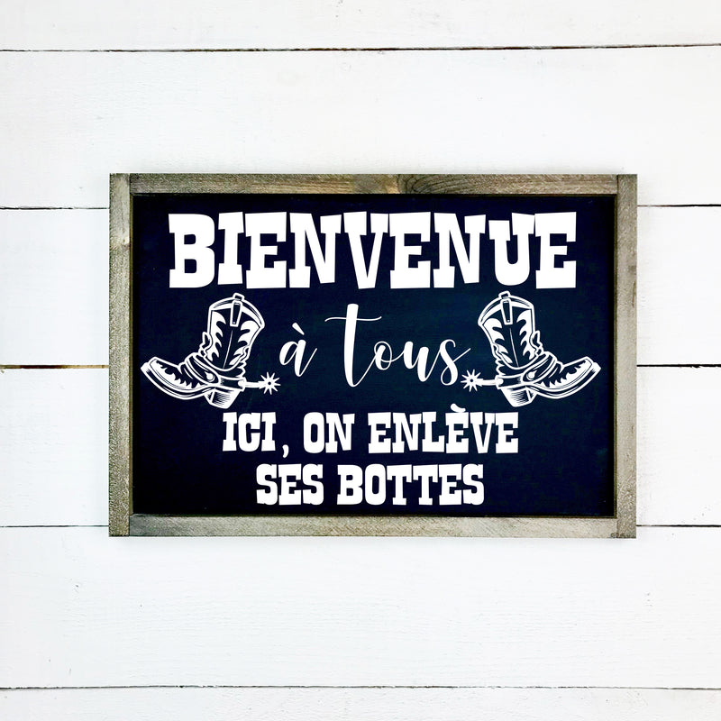 La vie est meilleure au ranch, hand made wood sign, fait main, enseigne bois en français, fait au Quebec, canada, signe pancarte cadre tableau, fait au Québec, canada, achat local, Estrie, Montréal, Old Shack 