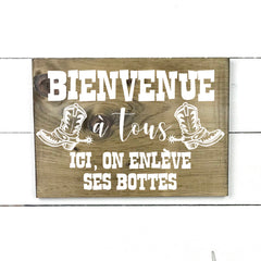 La vie est meilleure au ranch, hand made wood sign, fait main, enseigne bois en français, fait au Quebec, canada, signe pancarte cadre tableau, fait au Québec, canada, achat local, Estrie, Montréal, Old Shack 