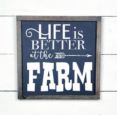 Life is better at the farm, hand made wood sign, fait main, enseigne bois en français, fait au Quebec, canada, signe pancarte cadre tableau, fait au Québec, canada, achat local, Estrie, Montréal, Old Shack 