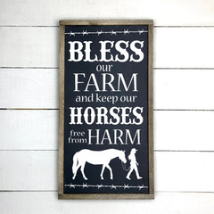 Bless our farm, hand made wood sign, fait main, enseigne bois en français, fait au Quebec, canada, signe pancarte cadre tableau, fait au Québec, canada, achat local, Estrie, Montréal, Old Shack 