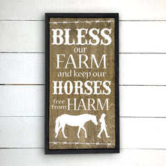 Bless our farm, hand made wood sign, fait main, enseigne bois en français, fait au Quebec, canada, signe pancarte cadre tableau, fait au Québec, canada, achat local, Estrie, Montréal, Old Shack 